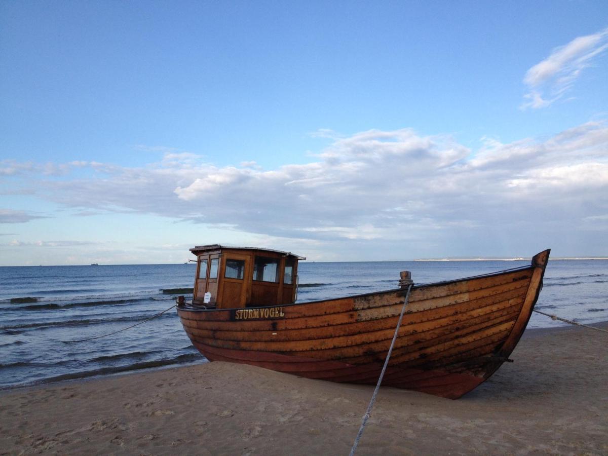Fischerhaus Godewind 60 qm Altwarp Exterior foto